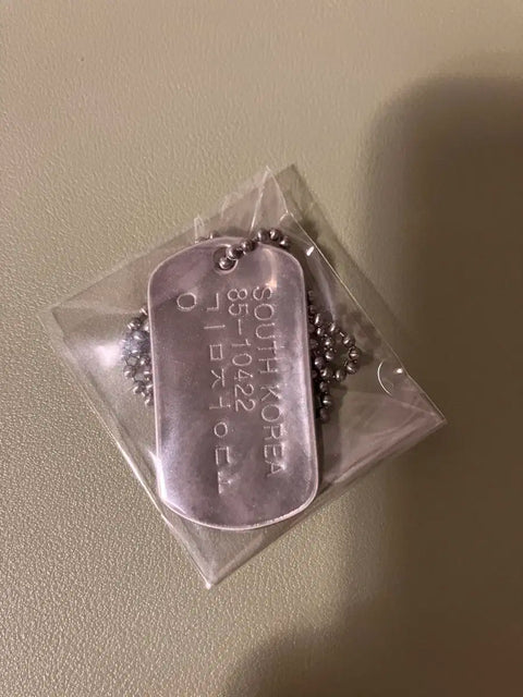 Hunt Kim Jeong-do's dog tag transfer