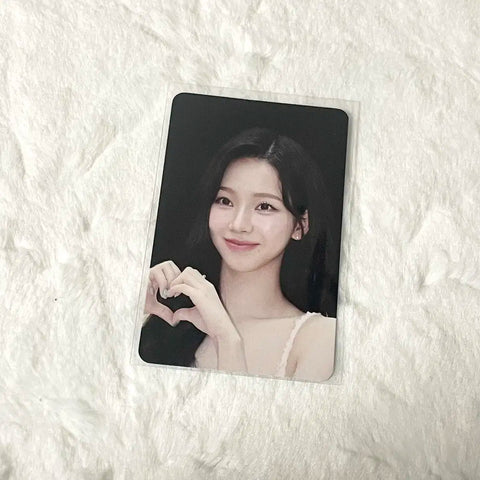 Trading) aespa Big Issue Magazine Karina photocard