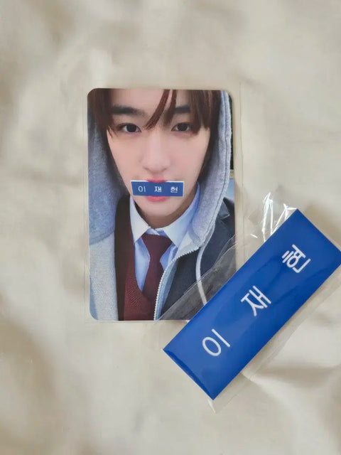 The Boyz Hyunjae Lee Jaehyun photocard name tag all together sale/transfer