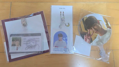 Selling "Sun Jae and Run" goods.