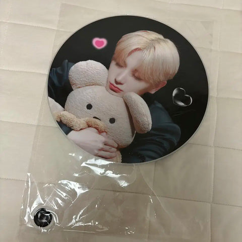 THE BOYZ Hyunjae uchiwa