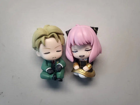 Spy x Family Anya and Loid Figures Bundle