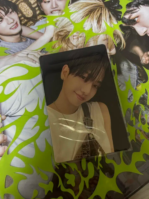 No genre reproduction photocard exchange