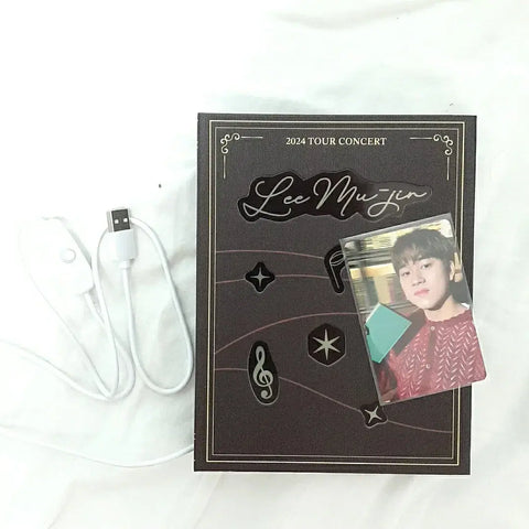 Lee Mujin Book Lamp Photocard