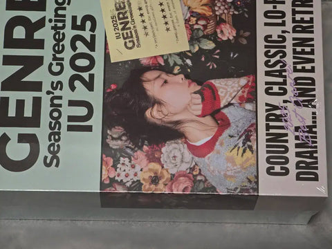 IU Season's Greetings Sig 2025 Unopened
