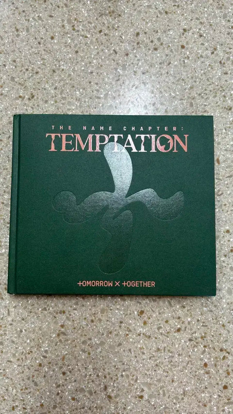 Selling TXT album!