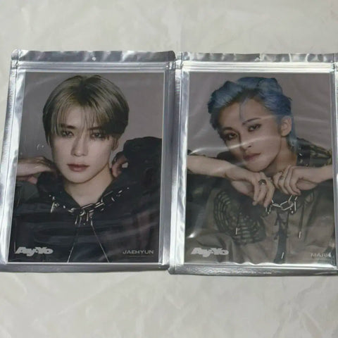 Chuyển ảnh poster khổ A4, Jaehyun và Mark.