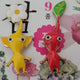 Bán huy hiệu Pikmin theo bộ.
