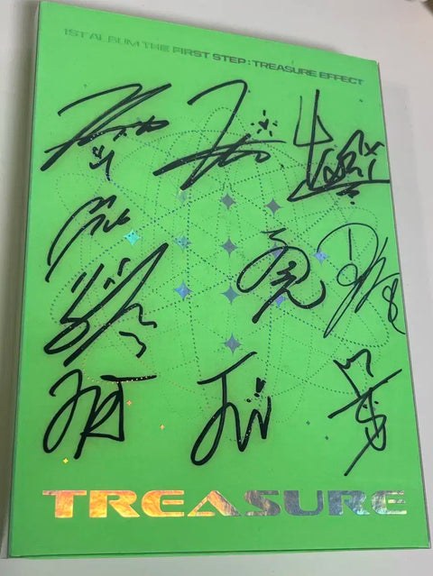 Treasure 1st Album Signed Album Darari