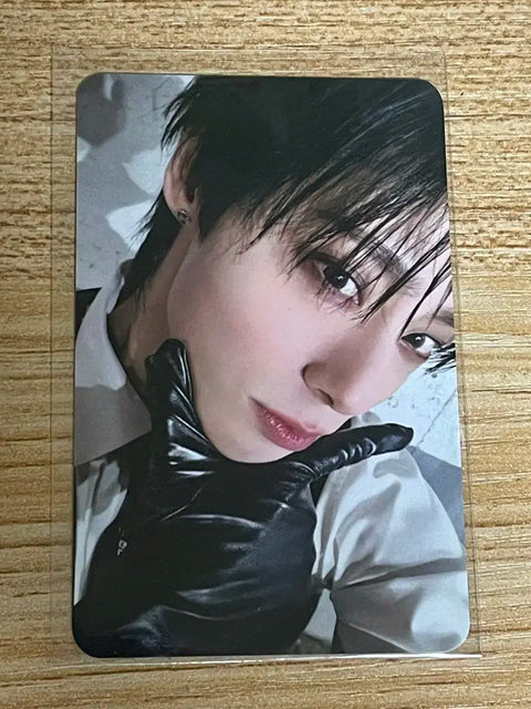 ONEUS Hwanwoong Solo Radar Fansign Photocard