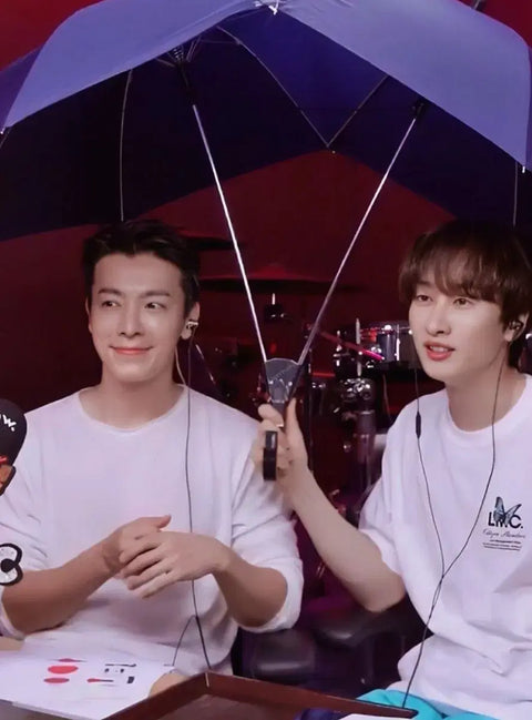 Super Junior Donghae Eunhyuk Daeny Show Umbrella
