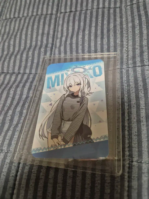 Selling Musinsa Miyako photocard.