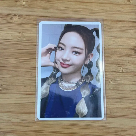 ITZY Lia VOLTAGE Japanese Album Photocard