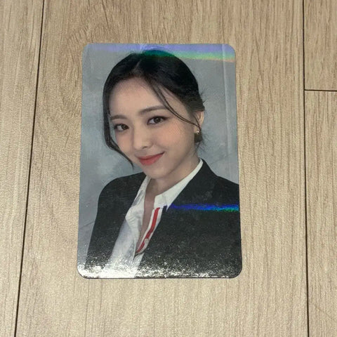 ITZY Yuna CHECKMATE Soundwave POB unreleased photocard