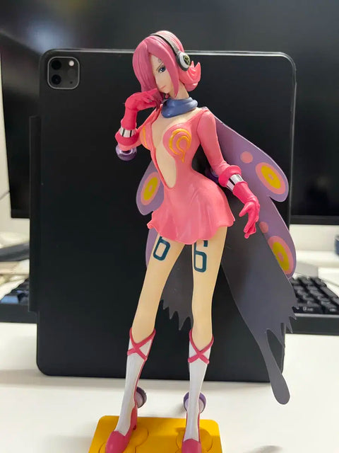 Selling One Piece Reiju figure.