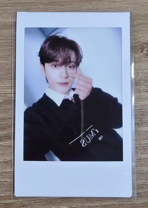 Photocard) ZB1 Kim Jiwoong CRUSH Tower Records Polaroid Lucky Draw Unreleased POB