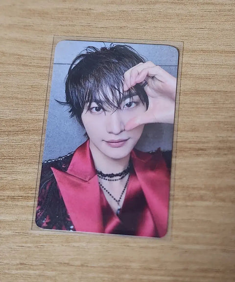 ATEEZ Seonghwa concert soundcheck sailor seat photocard