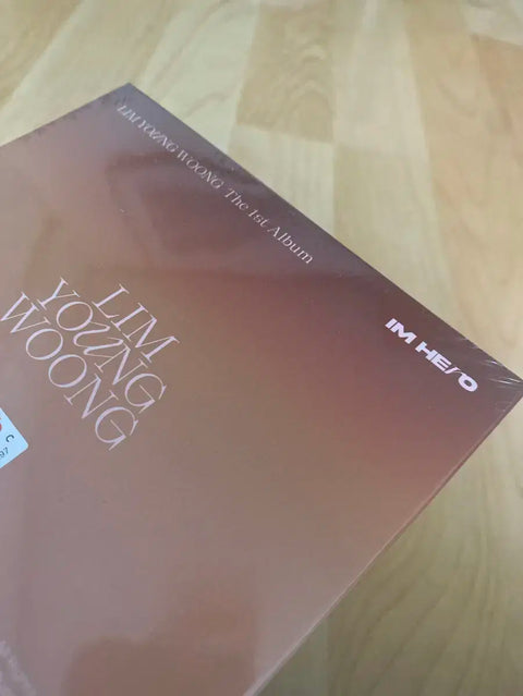 Lim Young-woong IM HERO THE Album đầu tiên