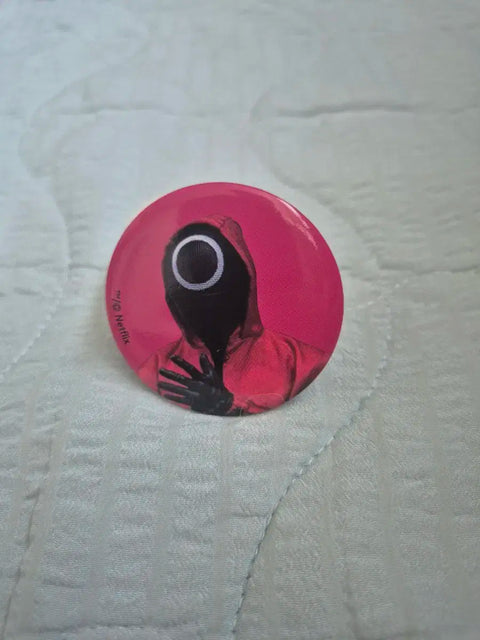 Squid Game can badge