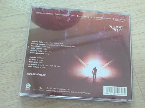 EP thứ 2 của Silent Eye Crossroads of Death