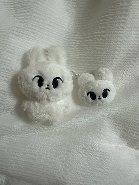 I'm selling Doyoung's heart, Mimi's heart, and Ilgwal all together.