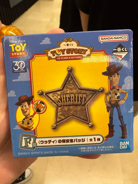 Huy hiệu biểu tượng Toy Story Ichiban Kuji Woody