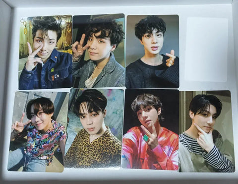 Thẻ ảnh chính thức BTS ARMY BOMB Ver 3 đang được bán
