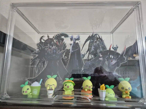 Selling Lost Ark Legion Commander acrylic stands as a set.