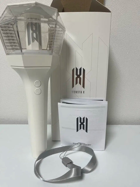 Cần bán lightstick MONSTA X