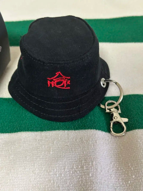 Móc khóa mũ xô Stray Kids