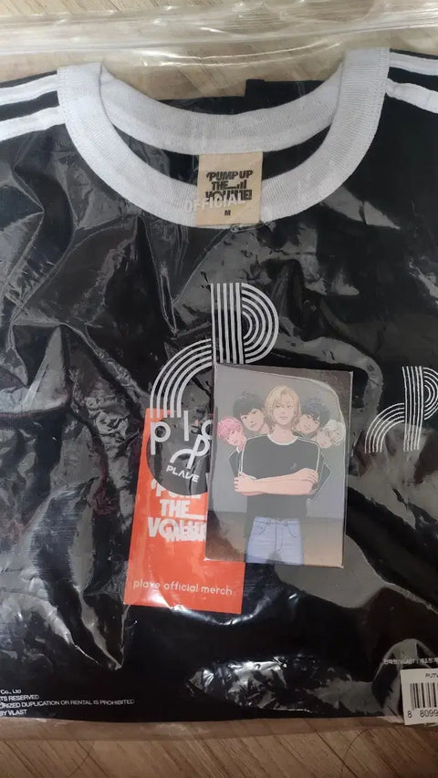 PLAYV PUTV Short Sleeve T-shirt Unopened Transfer