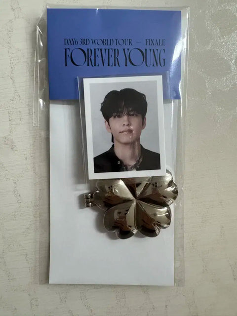 Mặt dây chuyền DAY6 Forever Young Encore MD Rocket Feel
