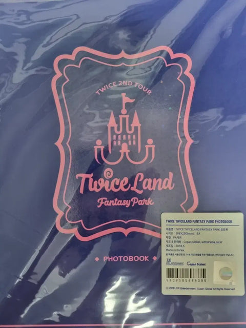 TWICELAND Photobook