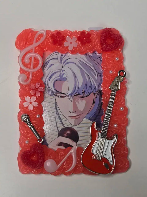 Handmade Toploader Decoration for Sale.