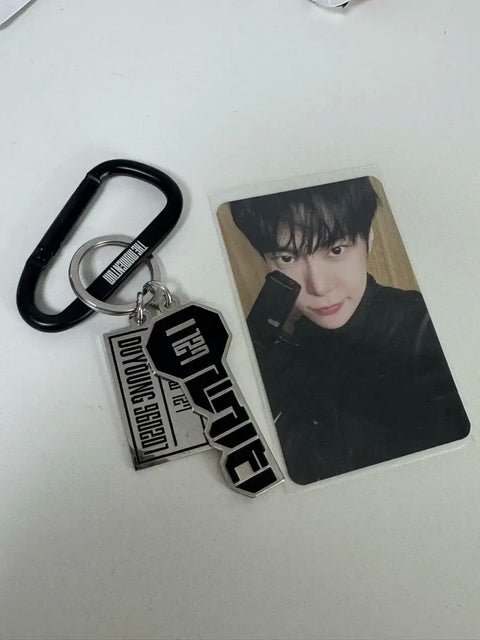 NCT 127 7CON The Momentum Doyoung Carabiner Keyring Photocard