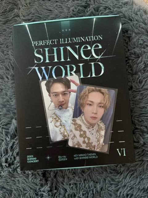 Chuyển đĩa Blu-ray buổi hòa nhạc Bạch Tuyết của SHINee