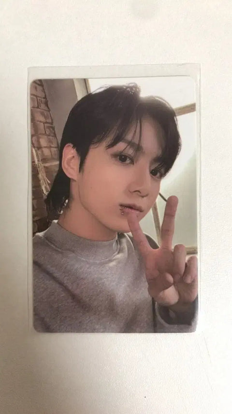 Jungkook Golden Weverse photocard sale