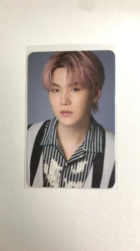 Bán thẻ ảnh Di-ikon Suga, tất cả cùng nhau