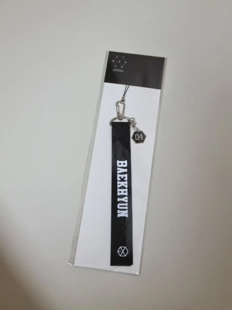 Unopened EXO Baekhyun Nametag EXODIUM Goods for sale.
