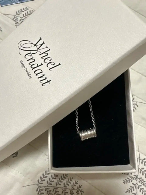 Rise Anton Birthday Necklace