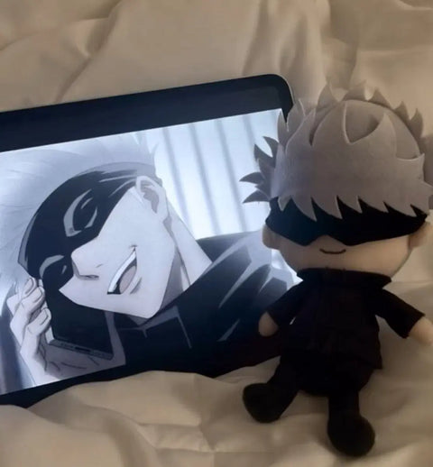 Bán búp bê Gojo Satoru.