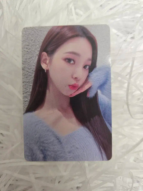 Selling aespa Savage Izzy Karina photocard (special/benefit).