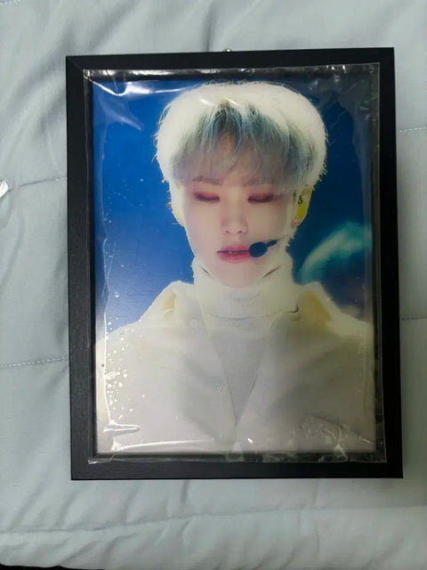 Hoshi chuyển khung Seventeen Kwon Soonyoung