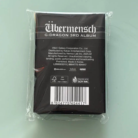 GD G-Dragon Ubermensch Photocard Album