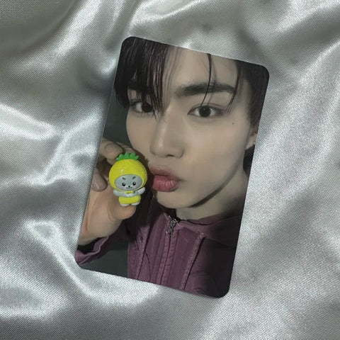 Jeroni Figure Geonuk Photocard