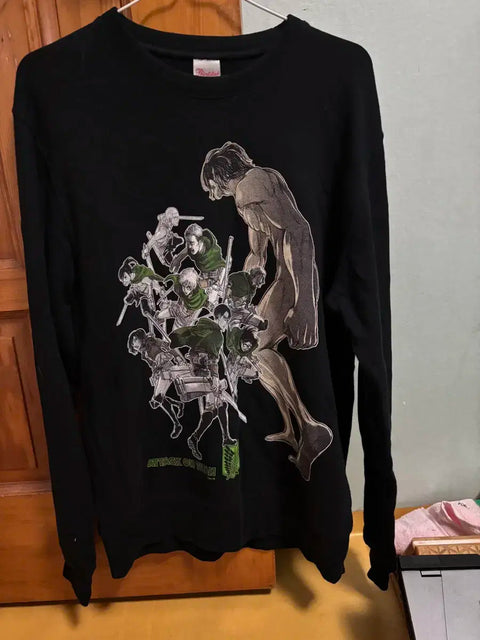 Áo thun cổ tròn Attack on Titan Otaku