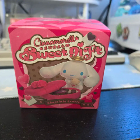 Selling Cinnamoroll Sweet Gift Figure.