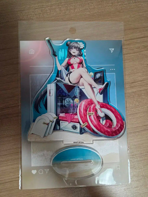 Selling Nikke acrylic stand.