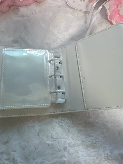 Selling Ifbear binder.