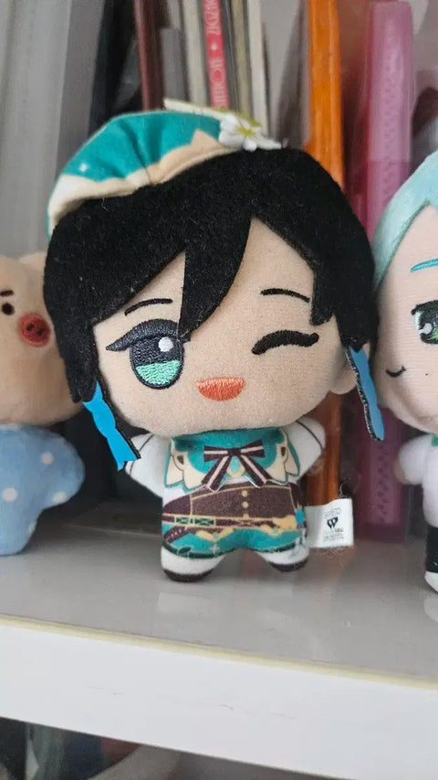 Venti Nui Plush